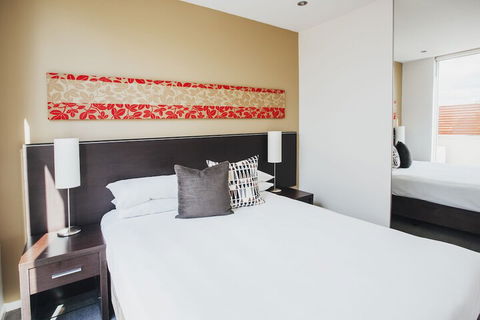 Punthill Williamstown - New Castle Holiday 5