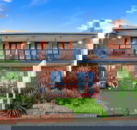Tudor Motor Inn Warrnambool - New Castle Holiday