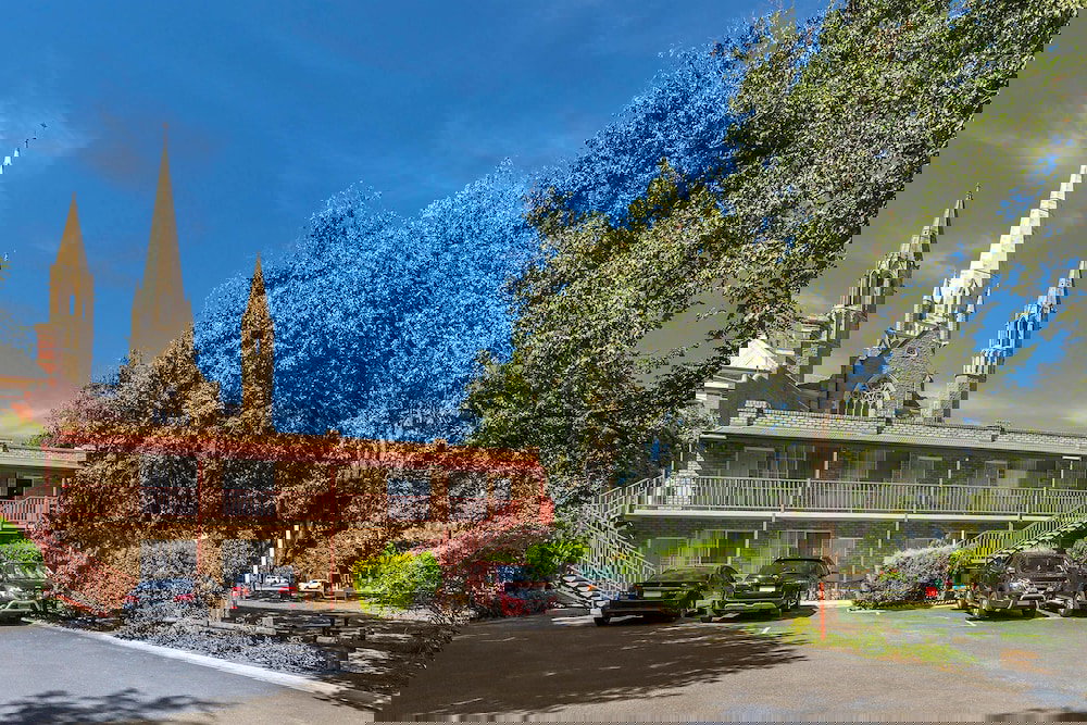 Ironbark VIC New Castle Holiday