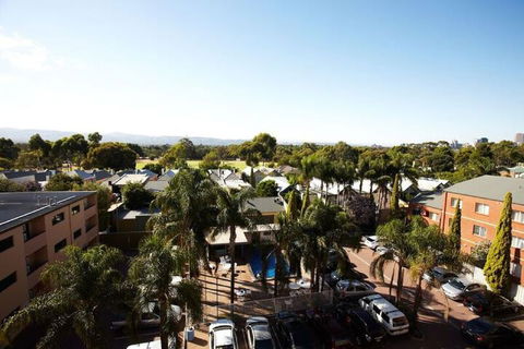 Comfort Hotel Adelaide Meridien - New Castle Holiday 1