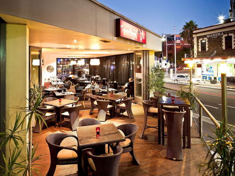 Adelaide Rockford - New Castle Holiday 0