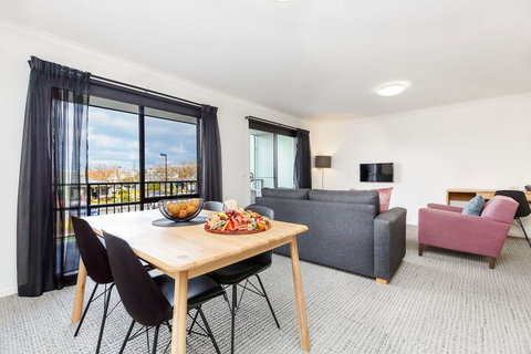 Quest Sale - New Castle Holiday 5