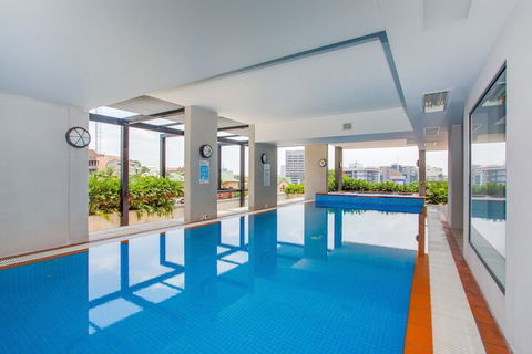 Republic Apartments - New Castle Holiday 2