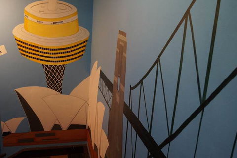 Maze Backpackers - New Castle Holiday 1