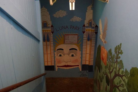 Maze Backpackers - New Castle Holiday 3