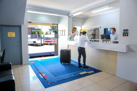 Metro Inn Ryde - New Castle Holiday 6