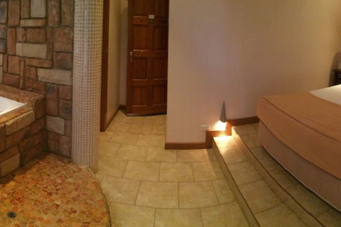 Aspect Central - New Castle Holiday 3