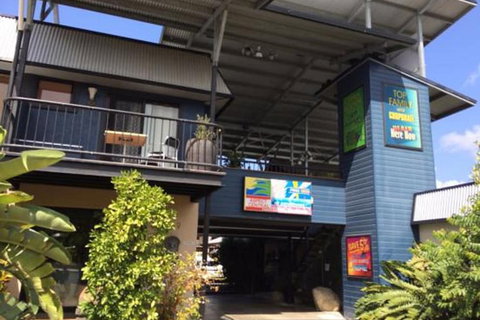 Aspect Central - New Castle Holiday 1