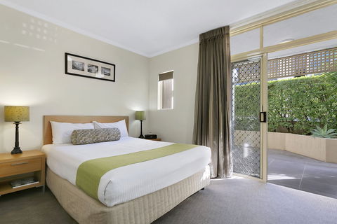 Quest On Story Bridge - New Castle Holiday 6