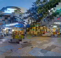 West End Central Apartments - New Castle Holiday