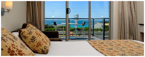 Beachfront At Bicheno - New Castle Holiday 6