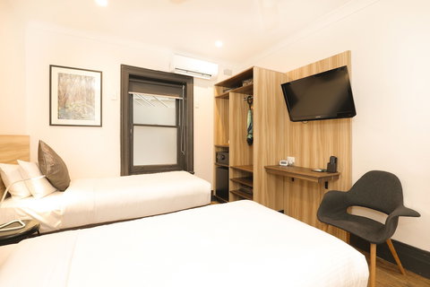 Glenferrie Lodge - New Castle Holiday 6