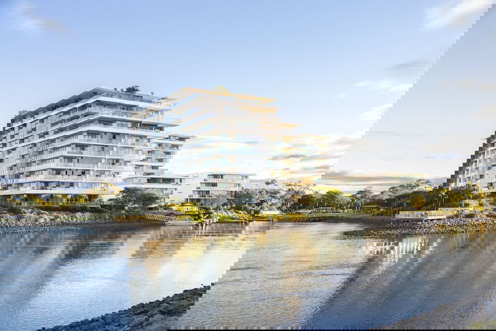 Broadbeach Waters QLD New Castle Holiday