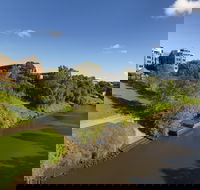 Amora Hotel Riverwalk Melbourne - New Castle Holiday