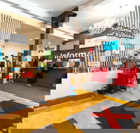 Base Sydney - Hostel - New Castle Holiday