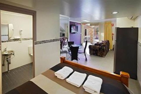 Jesmond Executive Villas - New Castle Holiday 5