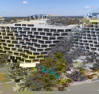 Ramada Resort by Wyndham Golden Beach - New Castle Holiday