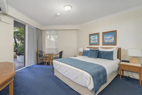 Burleigh Mediterranean Resort - New Castle Holiday 5