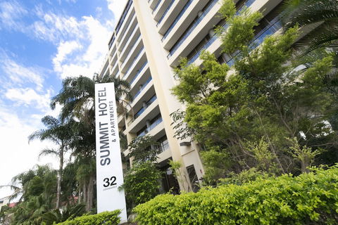 The Summit Apartments - New Castle Holiday 6