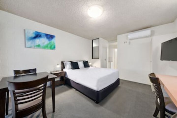 Huon VIC New Castle Holiday