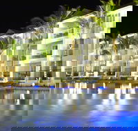 Peppers Beach Club - New Castle Holiday