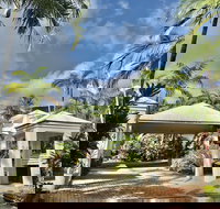 The Villas Palm Cove - New Castle Holiday