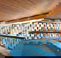 Cumberland Lorne Resort - New Castle Holiday