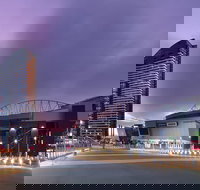 Travelodge Hotel Melbourne Docklands - New Castle Holiday