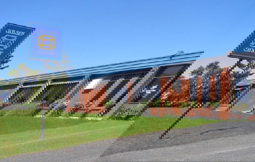 Wyomi SA New Castle Holiday