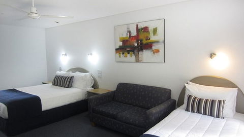 Macquarie Barracks Motor Inn - New Castle Holiday 3