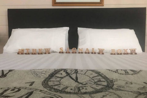 End Of The Line Railway Accommodation - New Castle Holiday 1