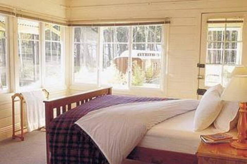 End Of The Line Railway Accommodation - New Castle Holiday 3