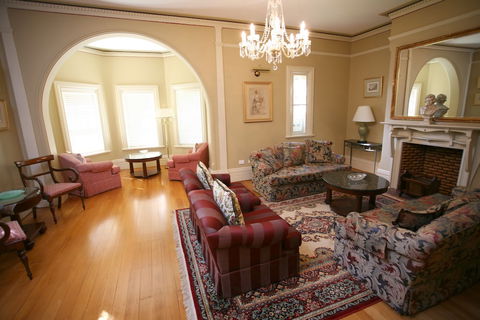 Darcys Hotel At Homebush - New Castle Holiday 1