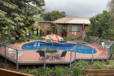 Mountain Creek Motel - New Castle Holiday 7