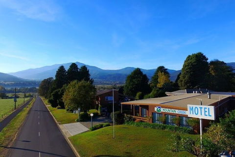 Mountain Creek Motel - New Castle Holiday 3