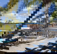 Raceways Motel - New Castle Holiday