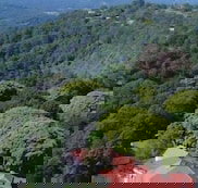 Mayfield on Montville - New Castle Holiday