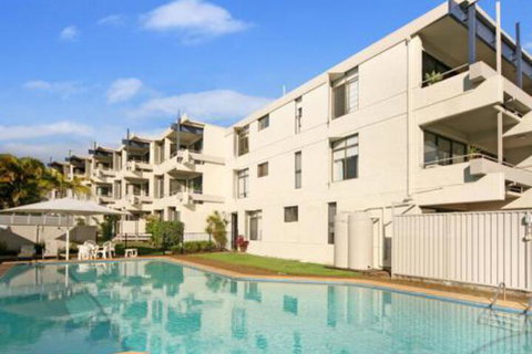 Warroo - New Castle Holiday 1