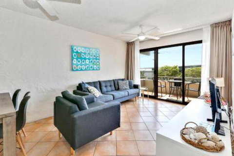 Warroo - New Castle Holiday 6