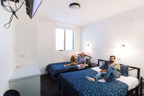 Hobart Central YHA - New Castle Holiday 4