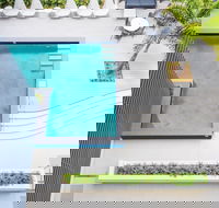 Salt Apartments - New Castle Holiday