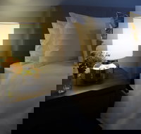 City Quarters on Brewer - New Castle Holiday