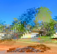 Batchelor Holiday Park - New Castle Holiday