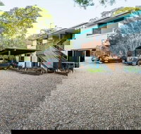 Torquay Terrace Bed  Breakfast - New Castle Holiday