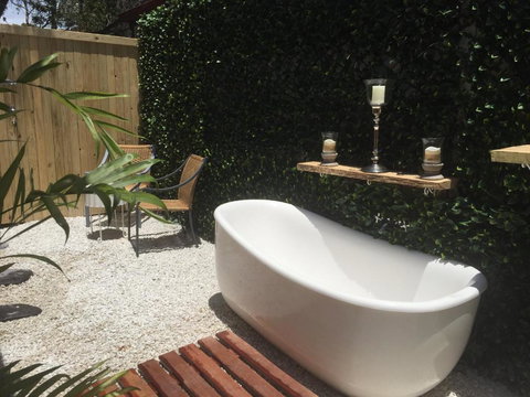 Northlakes Studio - New Castle Holiday 3