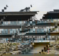 Alpine Woodsmoke - New Castle Holiday