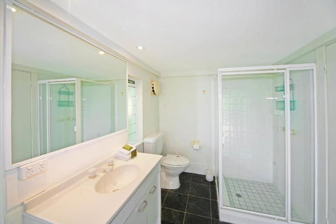 21 Arakoon Crescent - New Castle Holiday 4