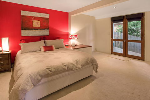 Pure Indulgence - New Castle Holiday 4