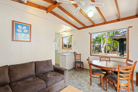 Discovery Parks â€“ Maidens Inn - New Castle Holiday 6