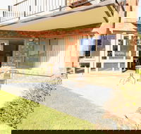 Pelican Waters - New Castle Holiday